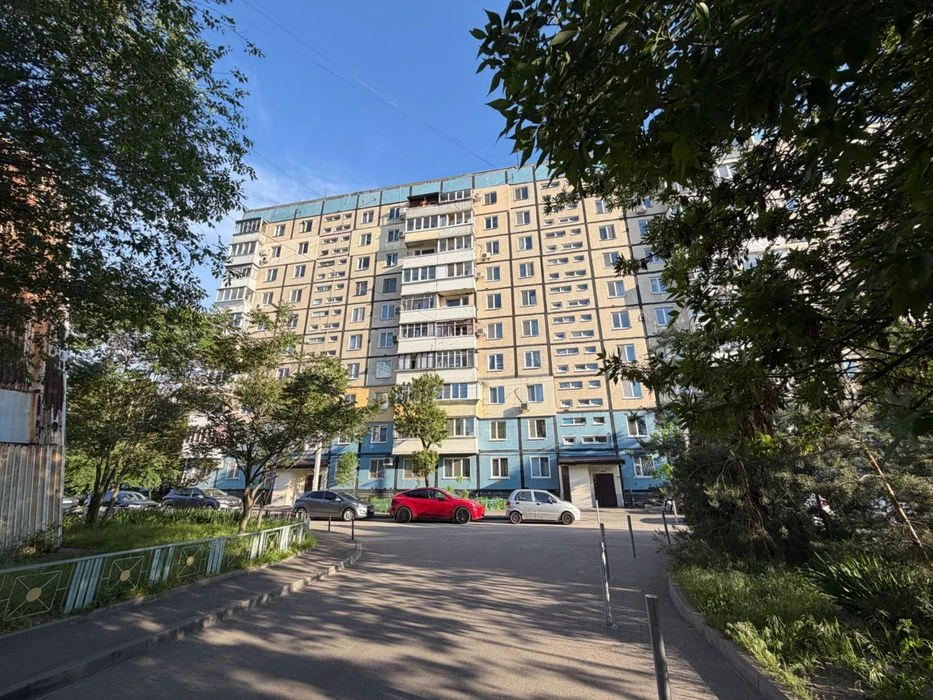 Продам большую 70 кв.м. 3-к .квартиру Парус Красный камень С