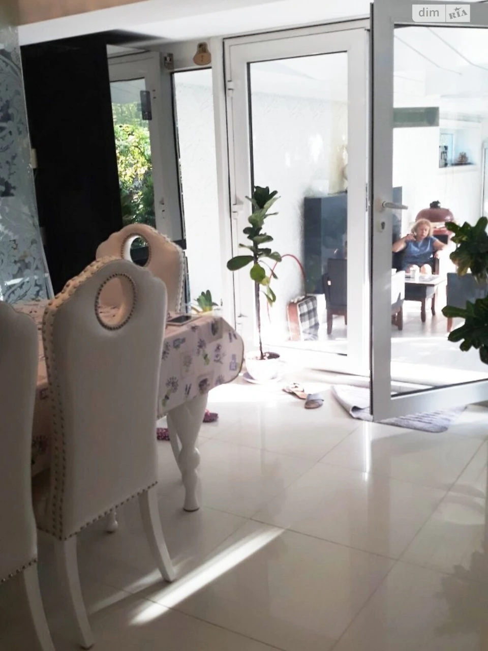 Sale: Kyiv House