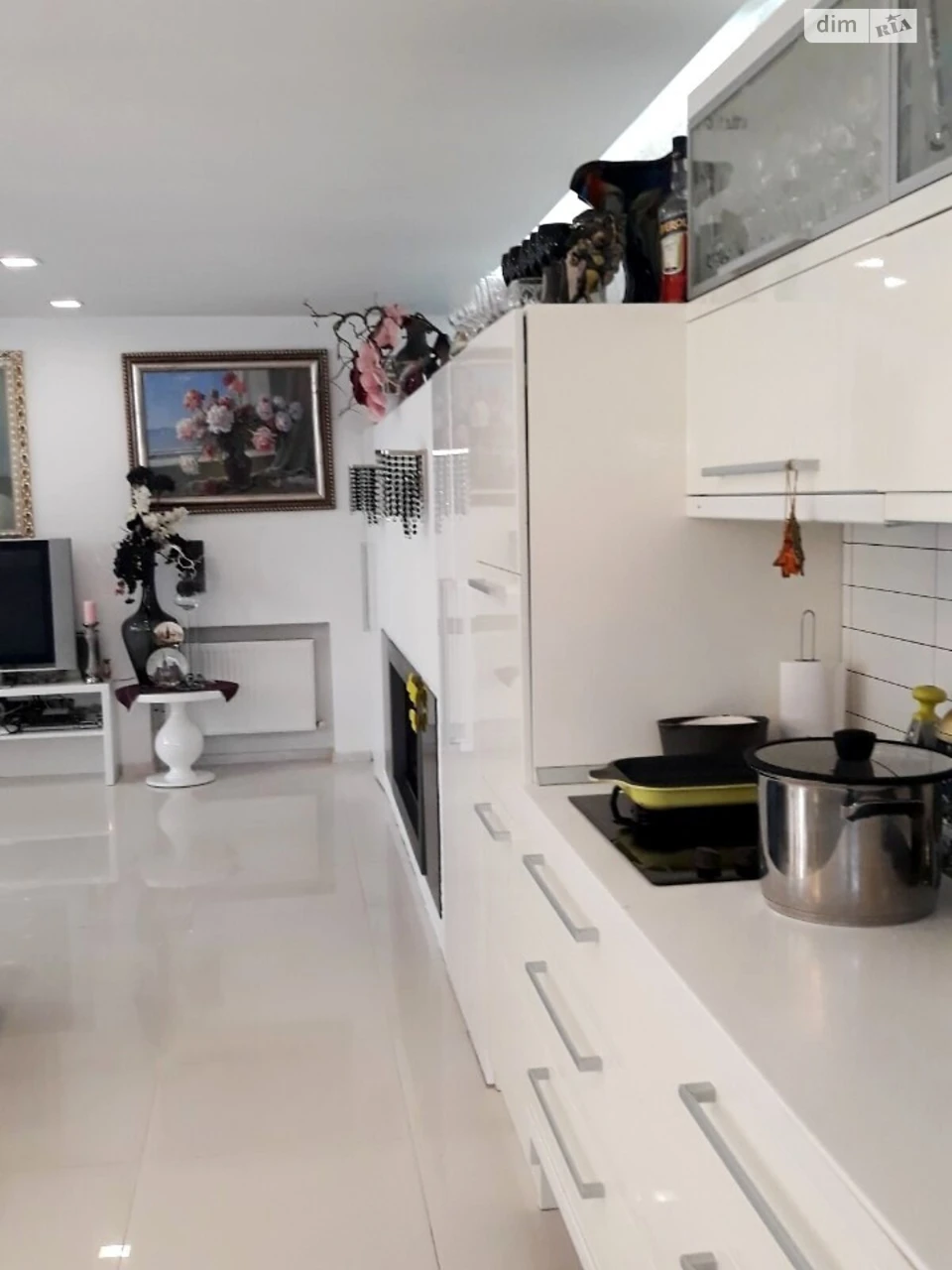 Sale: Kyiv House