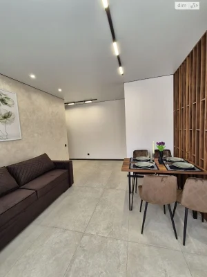 Apartment for Sale: New World
