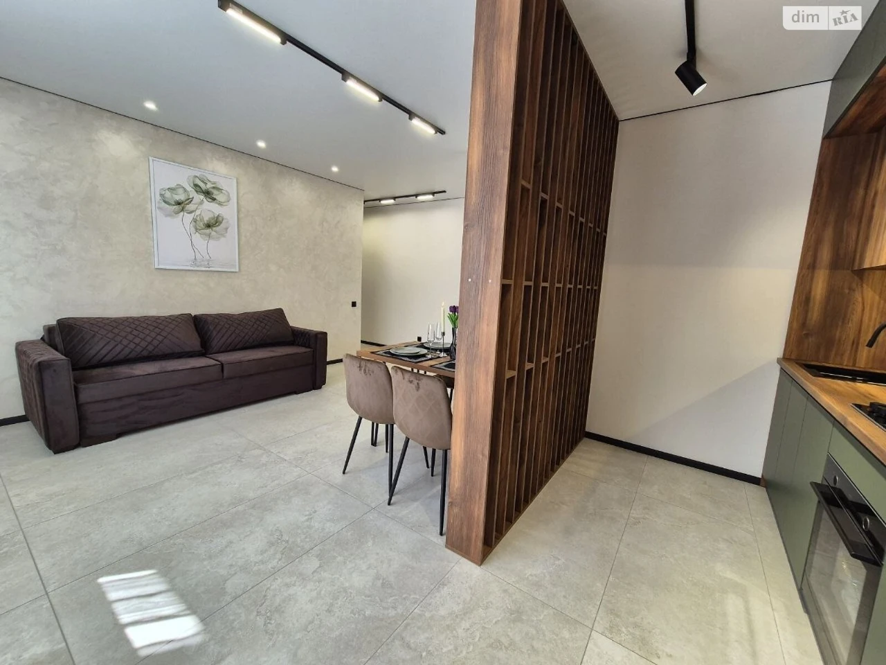 Apartment for Sale: New World