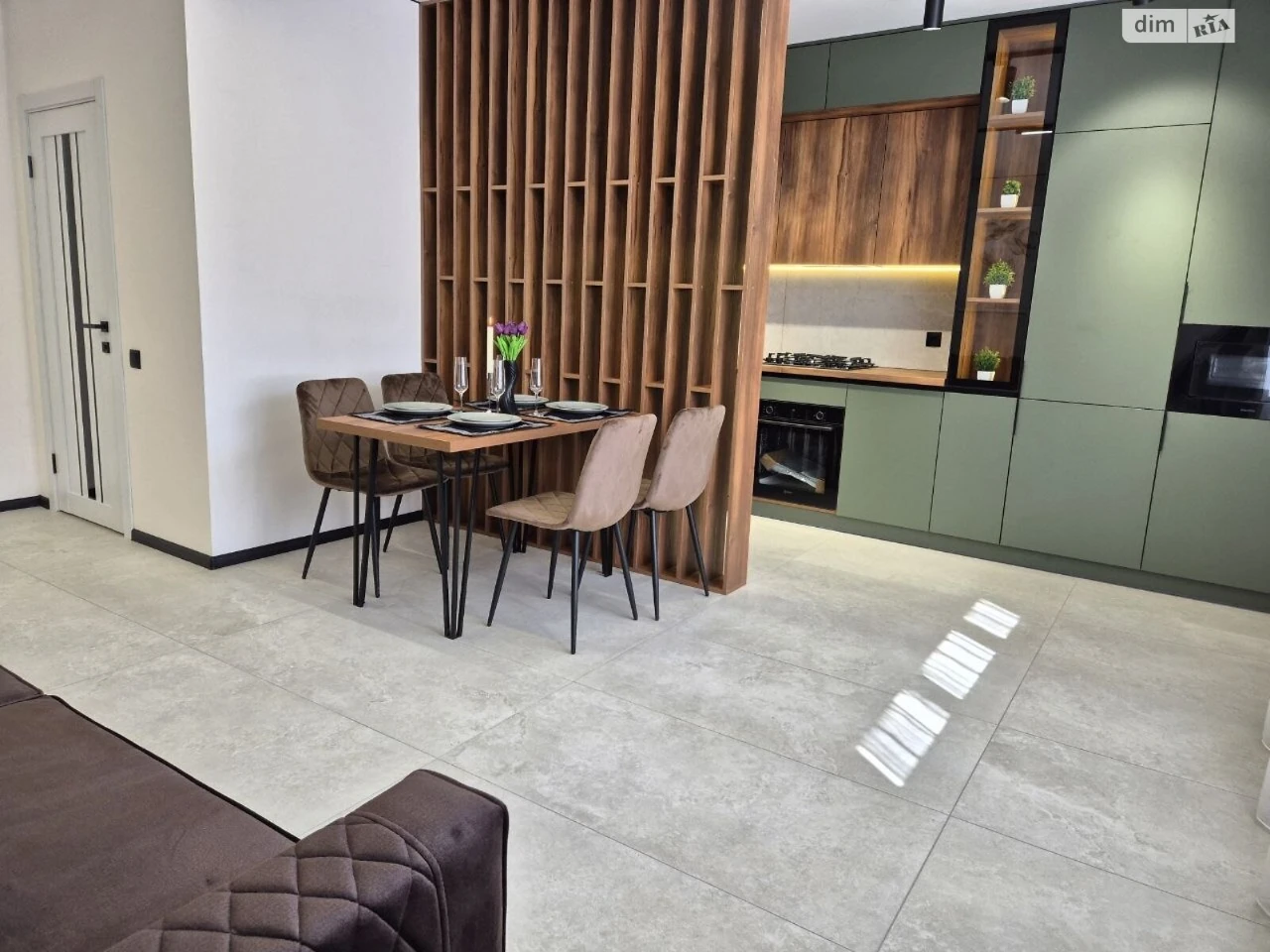 Apartment for Sale: New World