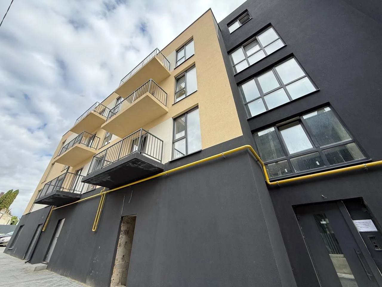 1-Bedroom Apartment for Sale on Bilohirska Street