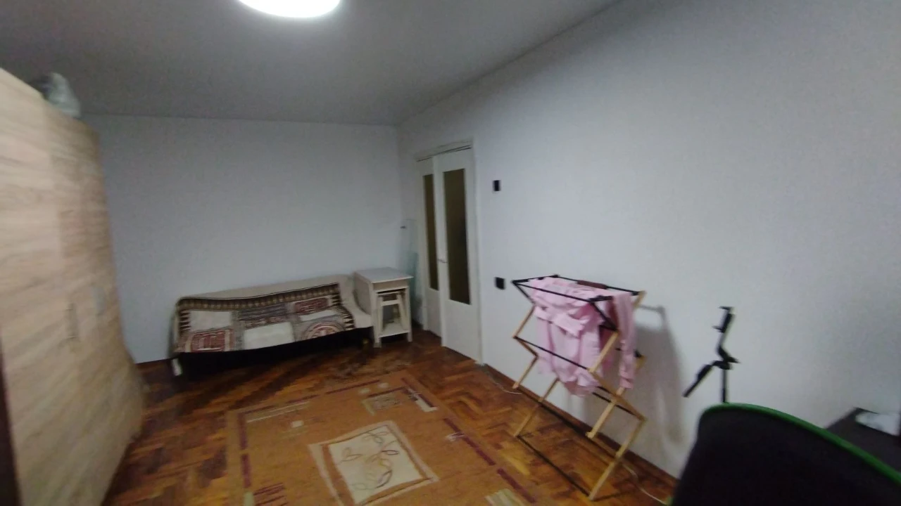 Продається 2 кімнатна квартира Коновальця