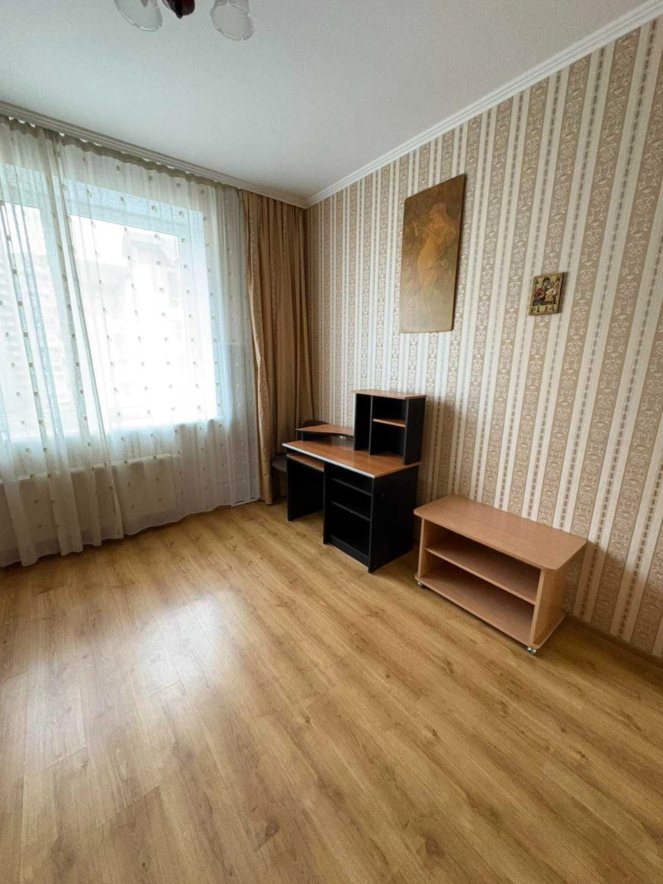 Продажа 2-комнатной квартиры на улице Петлюри