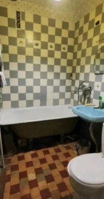 Selling a 1-bedroom apartment on HTZ