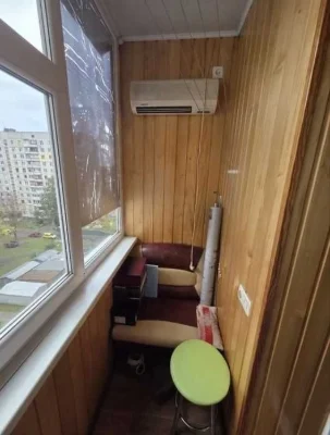 Продам 2-кімнатну квартиру ХТЗ, Бібліотека, метро Масліцького