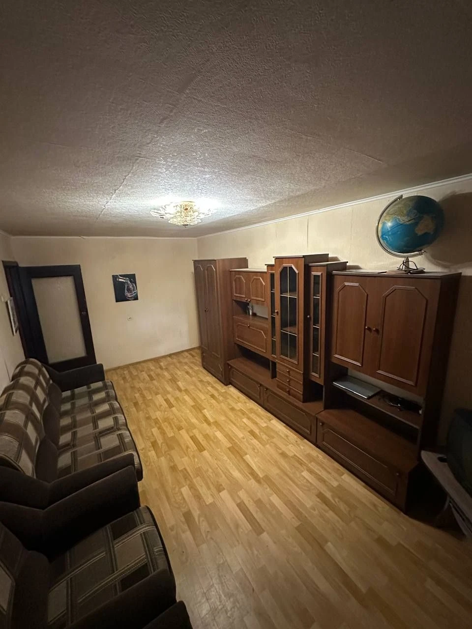Продаж 1 кімнатна квартира 29,9 кв.м. комунальний ринок