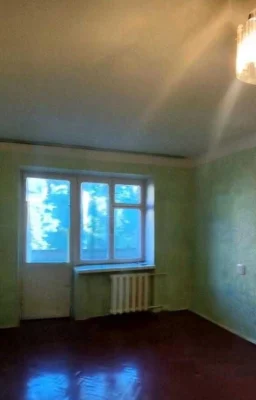 Urgent sale! 1-room apartment near the Sports Palace metro station