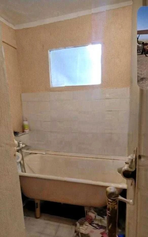 Urgent sale! 1-room apartment near the Sports Palace metro station