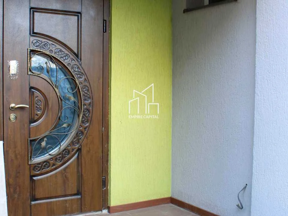 House. Molodavska Street, Lviv