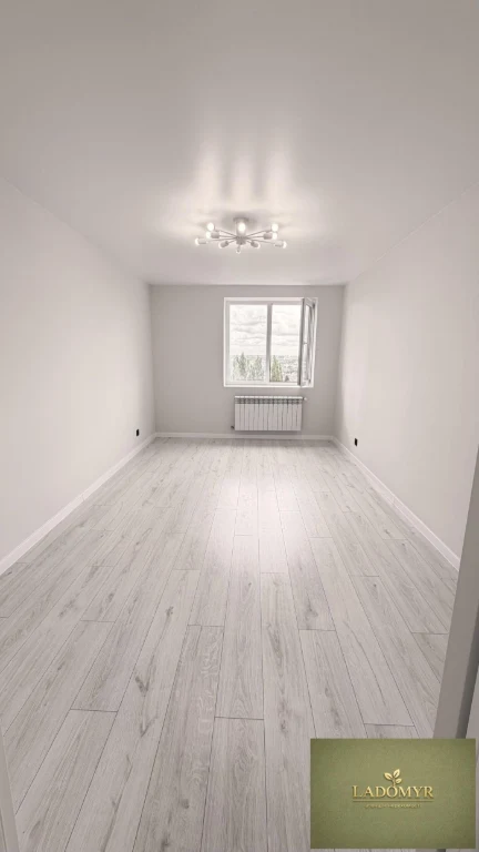 Продаж 2 кімнатна квартира / Гайдамацька , Чайка, Рівне