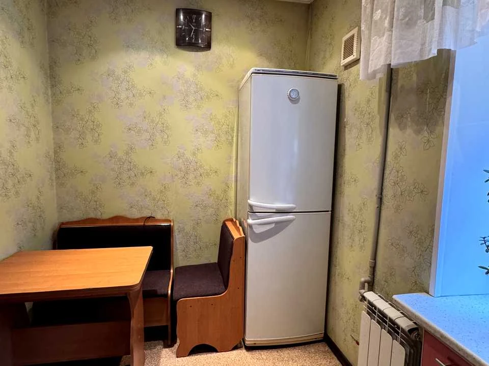 Apartment. Maidan of Defenders of Ukraine, 1, Kharkiv