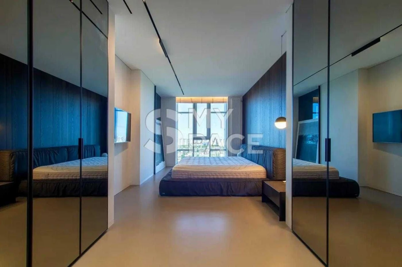 Продажа просторной 3-комнатной квартиры в ЖК Sherwood, ул. Авиаконструктор