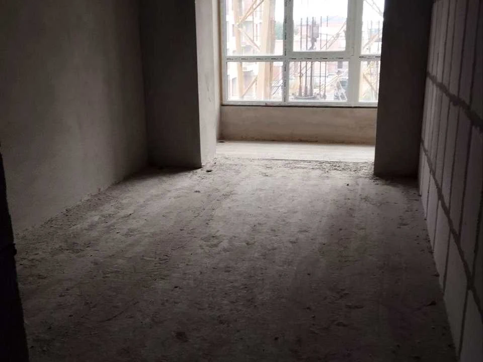 Apartment. Ivano-Frankivsk, Kniahynyn Street