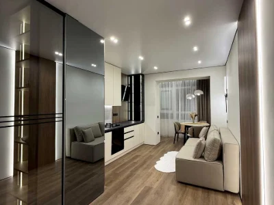 Apartment. Ivano-Frankivsk, Prioresna st.
