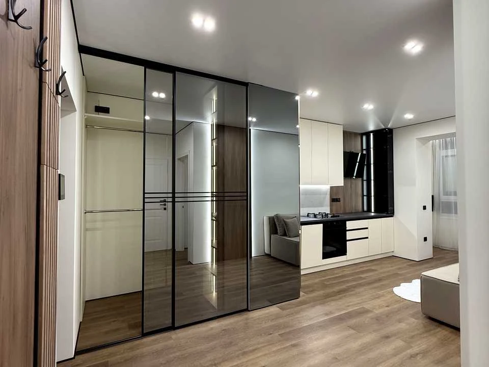 Apartment. Ivano-Frankivsk, Prioresna st.