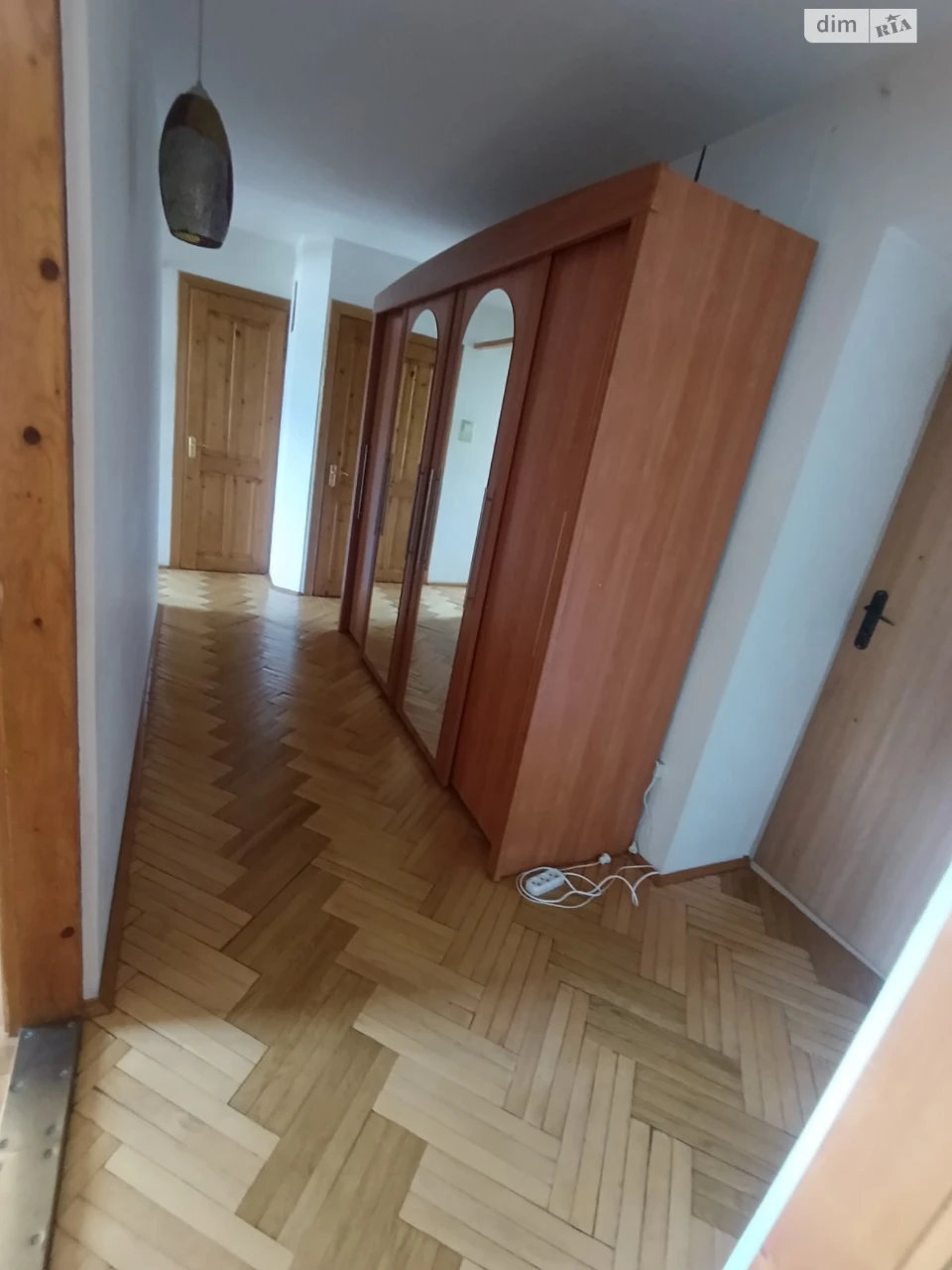 Long-Term Rental Apartment in Holosko