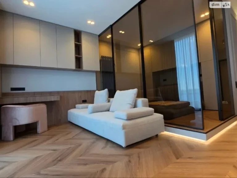 Long-Term Rental Apartment Sobornyi