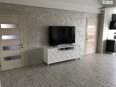 Long-Term Rental: Apartment