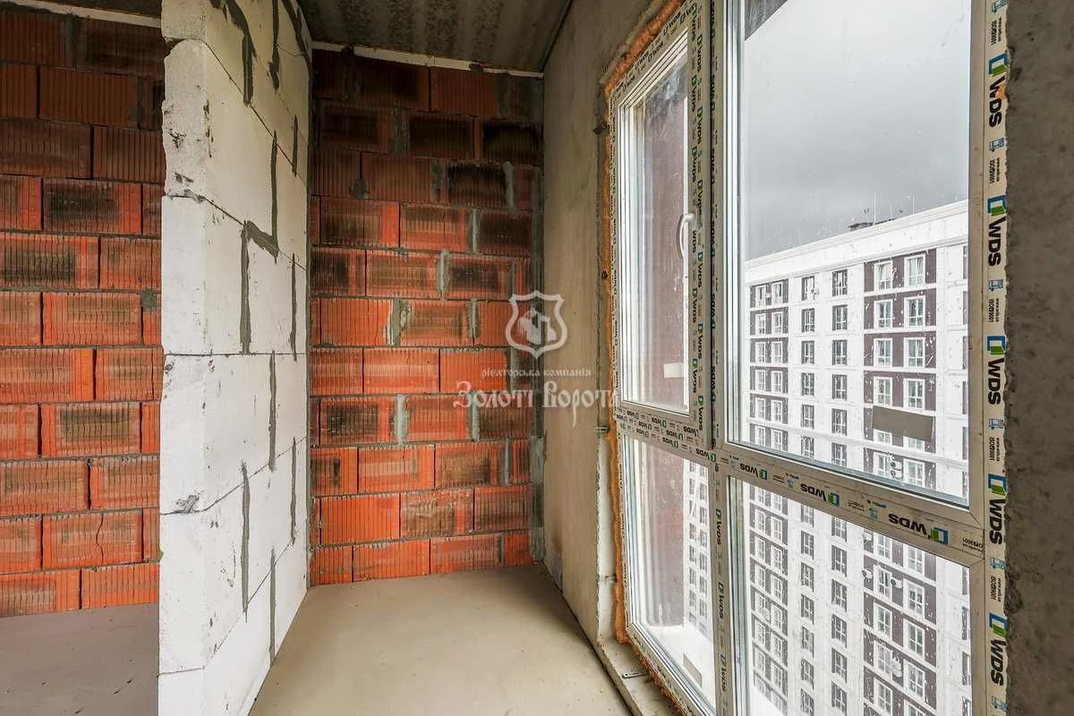 Apartment, 1 room. Un renovated. Residence New England. Mikhail Maksymov