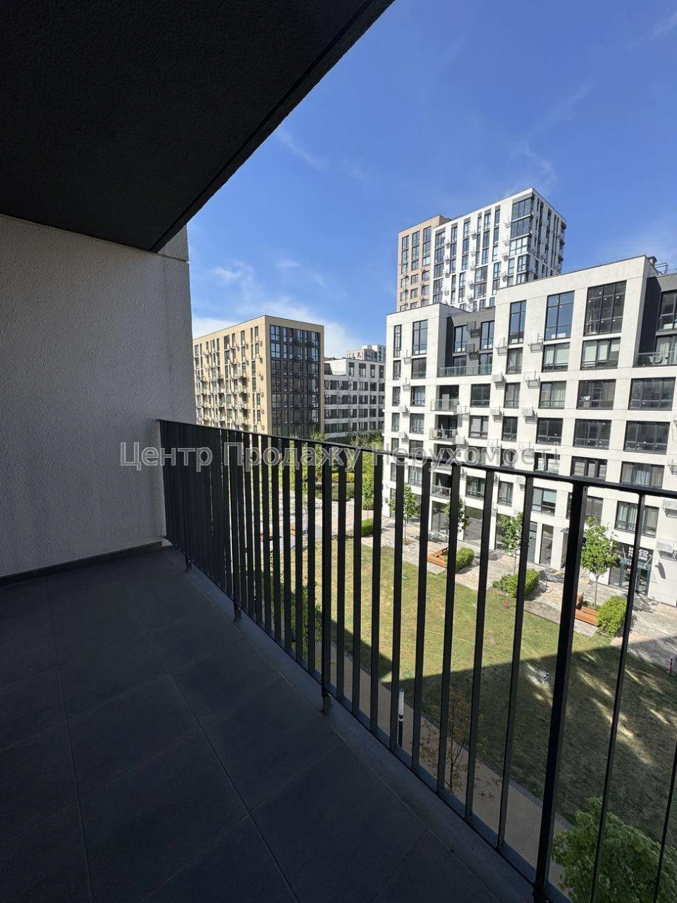 Sale of a 4-bedroom apartment with a terrace in the "Faina Town" residential complex, Kyiv