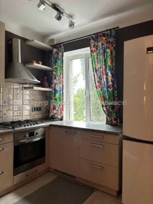Sale of a 1-bedroom apartment, 28.7 m², 4th/5th floor, Kyiv – great location