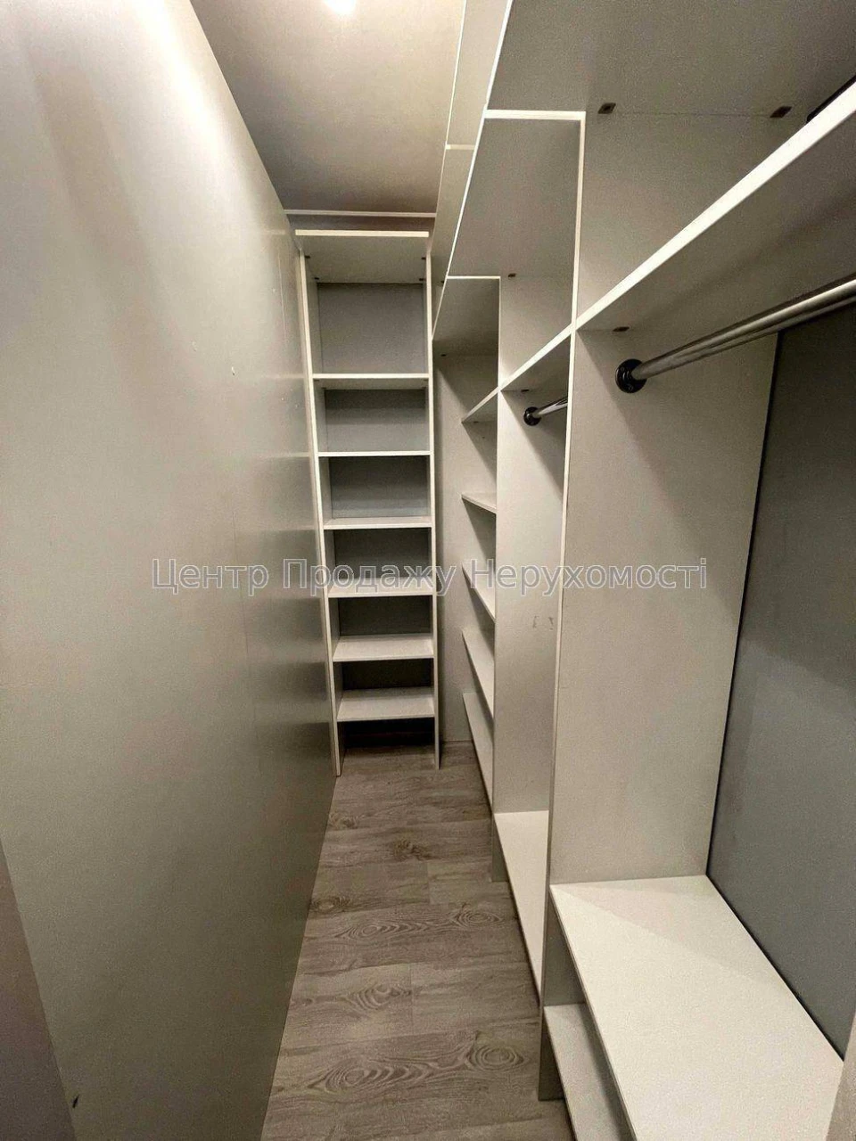 Sale of a 1-bedroom apartment, 28.7 m², 4th/5th floor, Kyiv – great location
