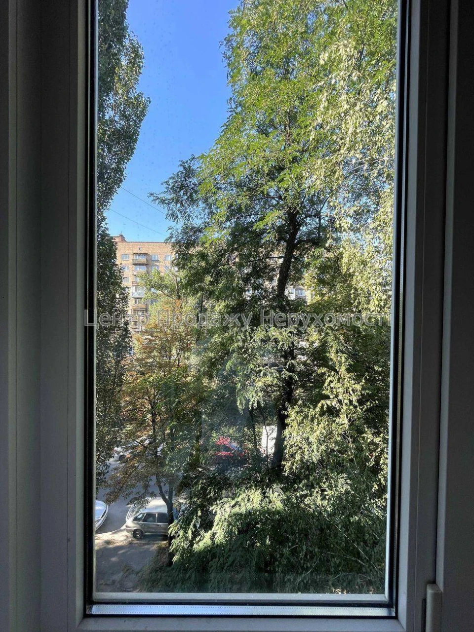 Sale of a 1-bedroom apartment, 28.7 m², 4th/5th floor, Kyiv – great location