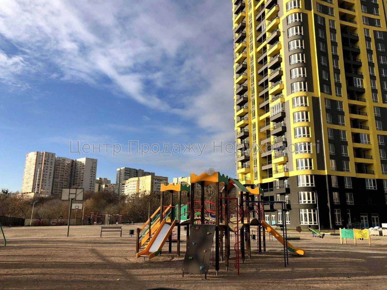 Купить квартиру в ЖК "Медовий", 3 комнаты, 22/26 этаж, 80 м².