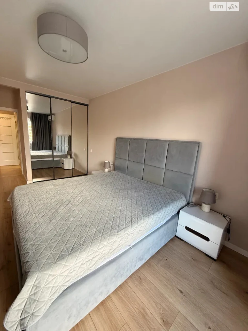 Apartment for Sale: Mandrivka