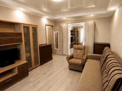Apartment. Dnipro, Topola-3 residential area, street.