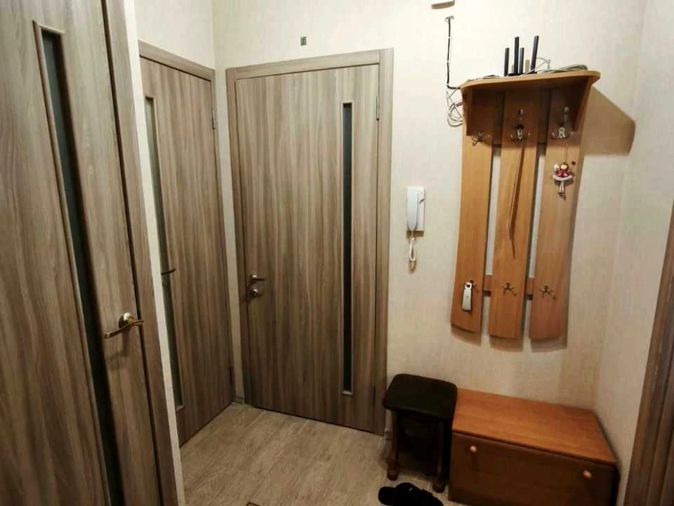 Apartment. Dnipro, Topola-3 residential area, street.