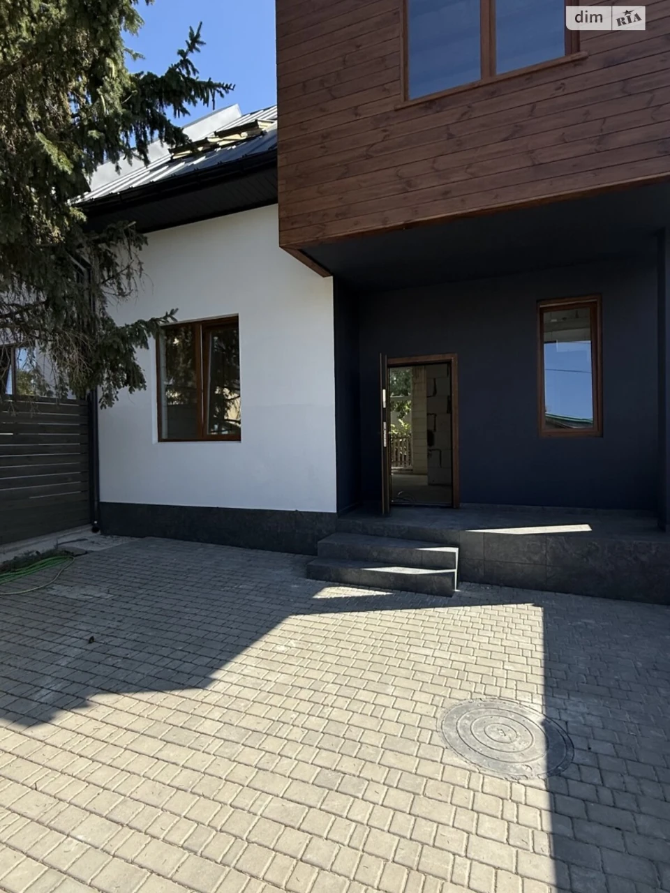 Sale of Townhouse in Chubayivka