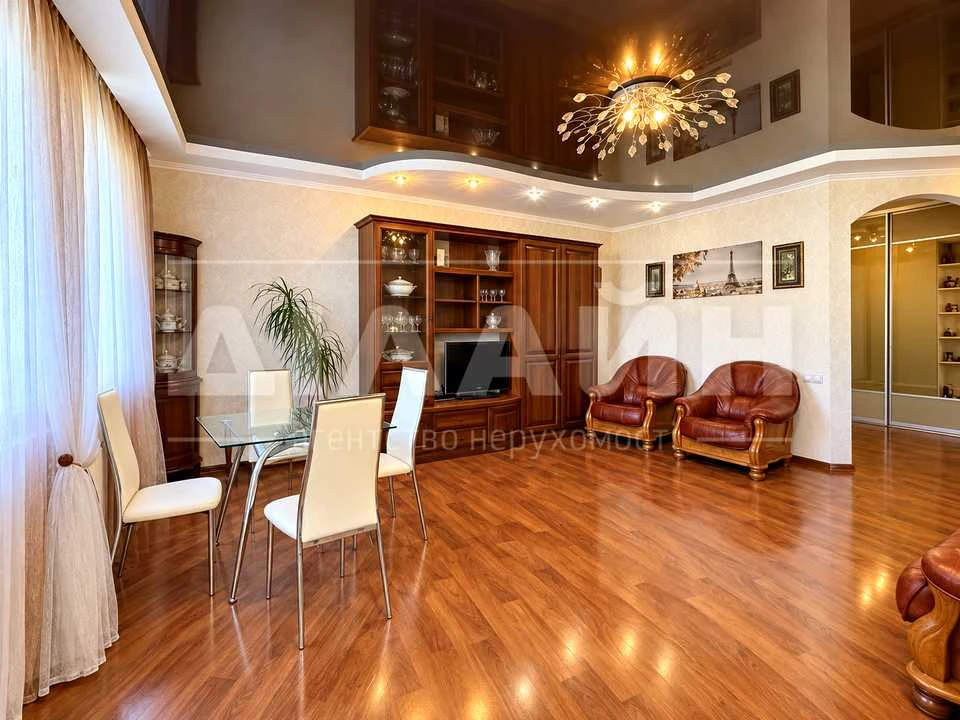Apartment. Zaporizh, Relief Street