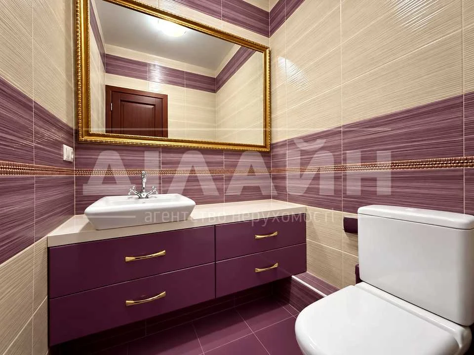 Apartment. Zaporizh, Relief Street