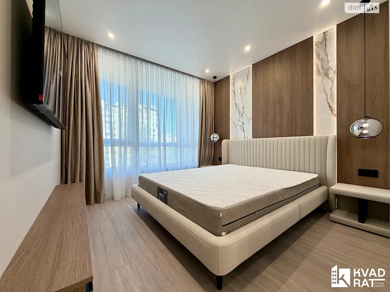 Apartment for Sale: Center