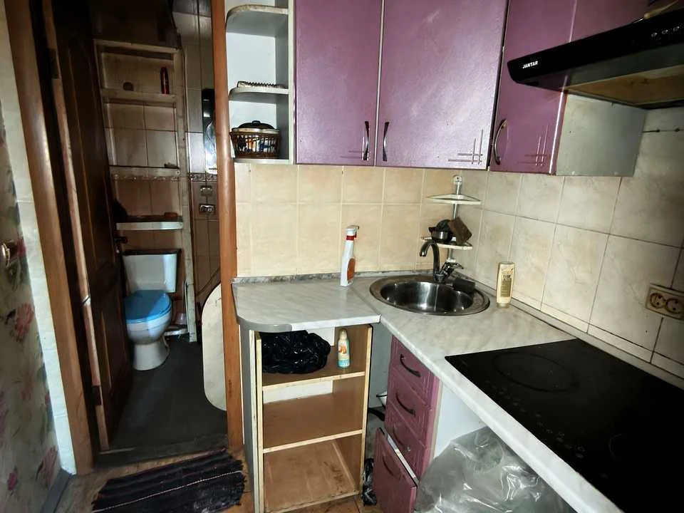 Apartment. Черкаси, Maksima Zaliznyaka Street