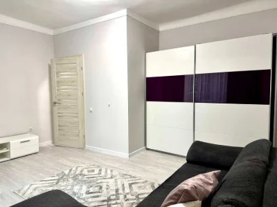 Квартира. Чернівці, Анатолія Добрянського вул.