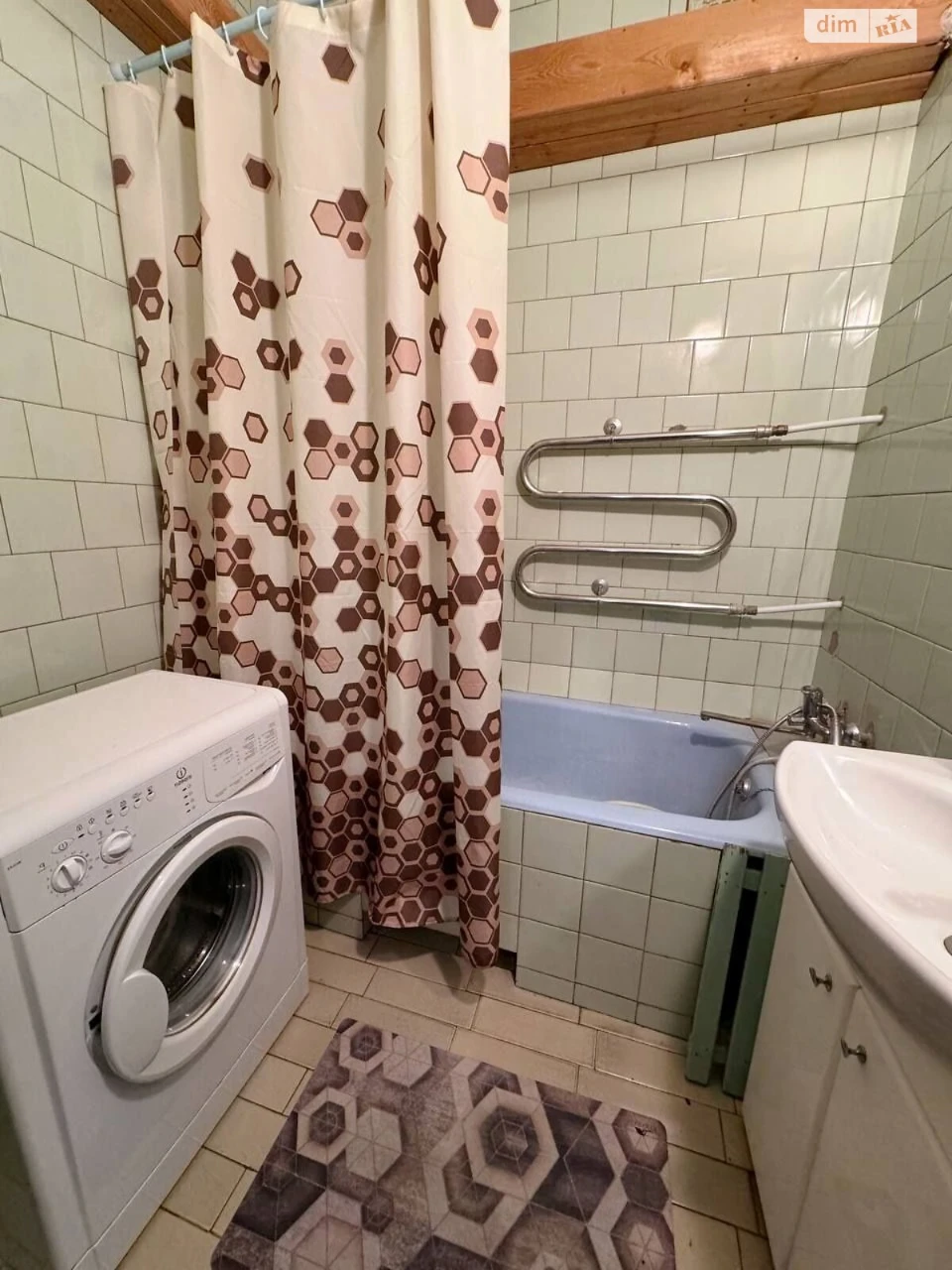 Long-Term Rental Apartment in a Residential Area