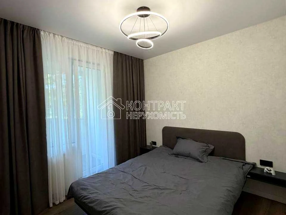 Apartment. Kharkiv, Peremohy Avenue.