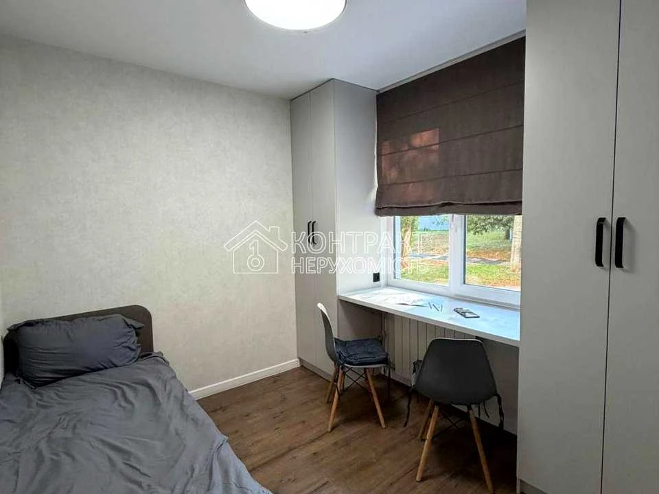 Apartment. Kharkiv, Peremohy Avenue.