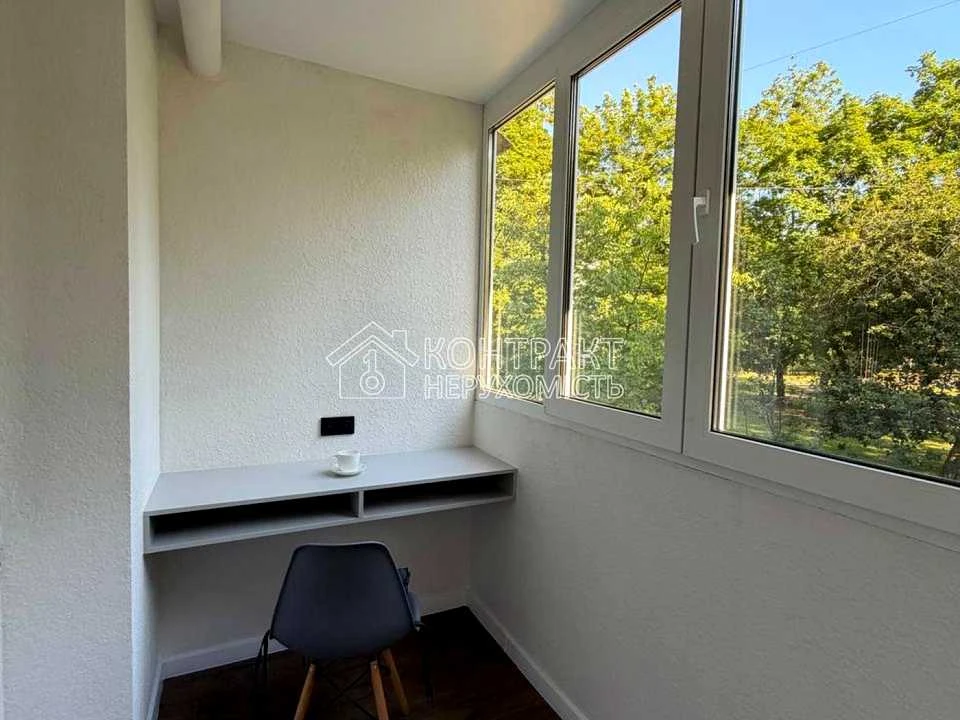 Apartment. Kharkiv, Peremohy Avenue.