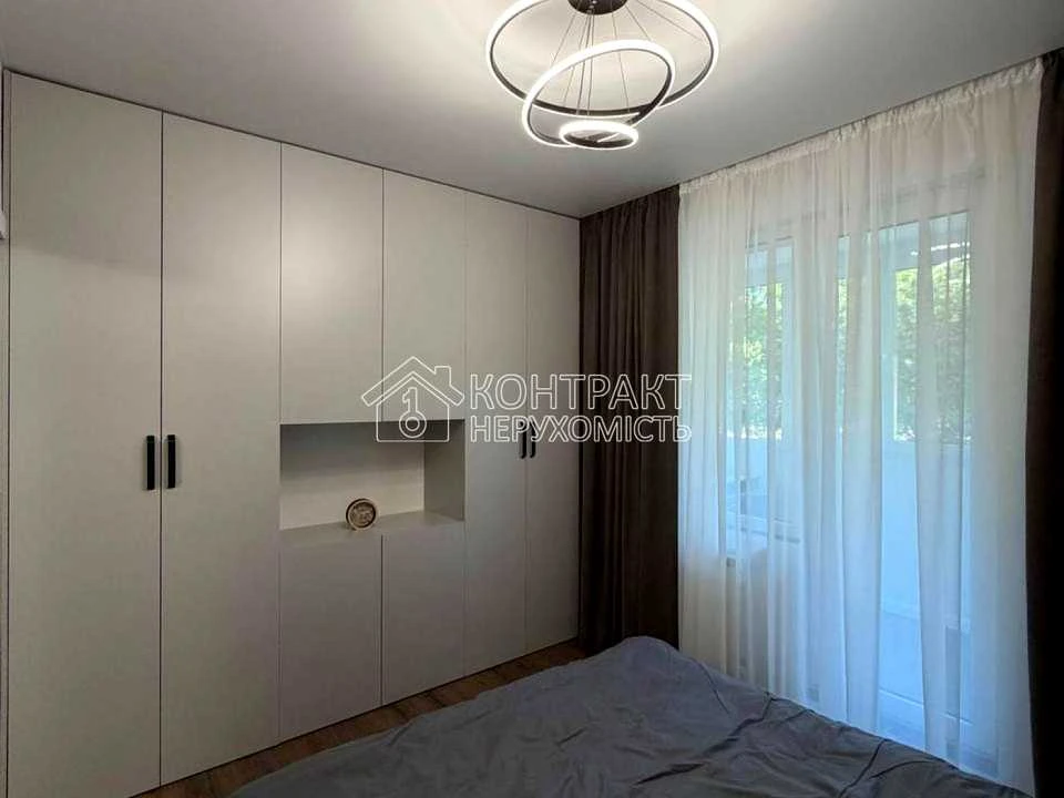 Apartment. Kharkiv, Peremohy Avenue.