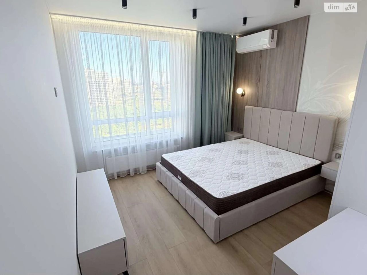 Long-Term Rental Apartment, Podilsky District