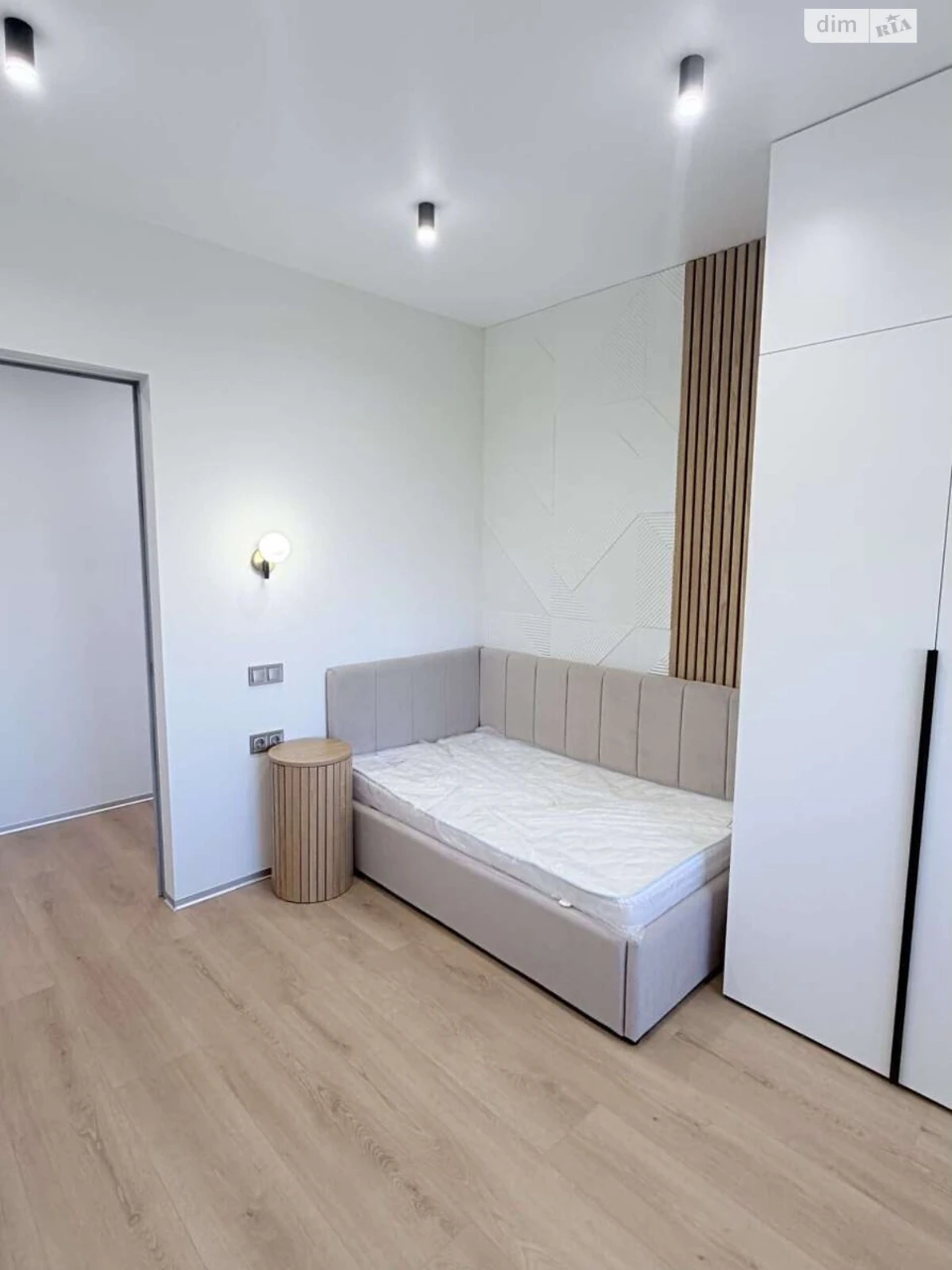 Long-Term Rental Apartment, Podilsky District