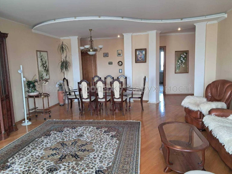 Sale of a 4-room apartment, 121 sq m, 11/24 floor, Kyiv – Your New Home