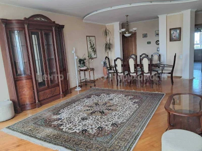 Sale of a 4-room apartment, 121 sq m, 11/24 floor, Kyiv – Your New Home