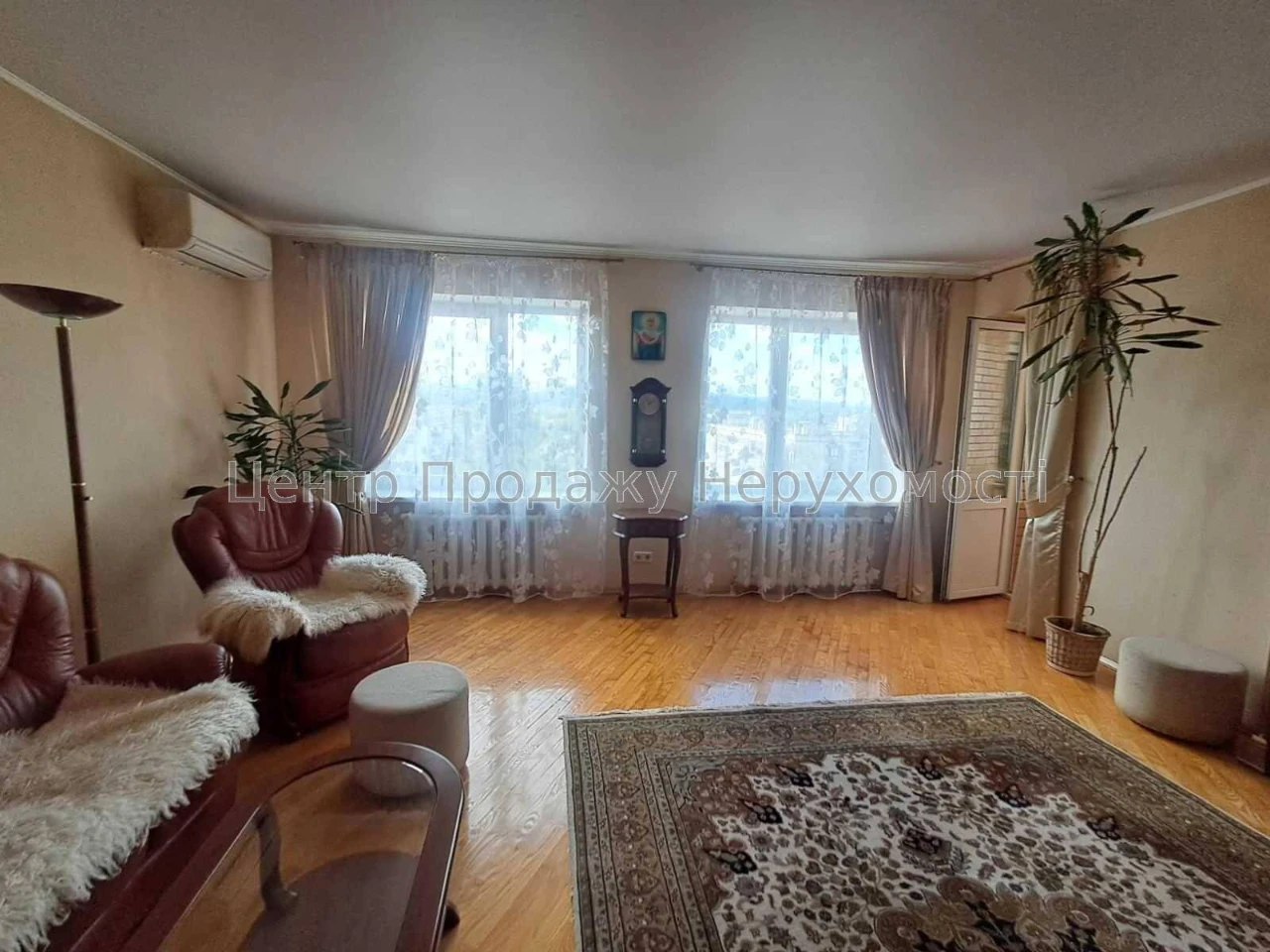 Sale of a 4-room apartment, 121 sq m, 11/24 floor, Kyiv – Your New Home