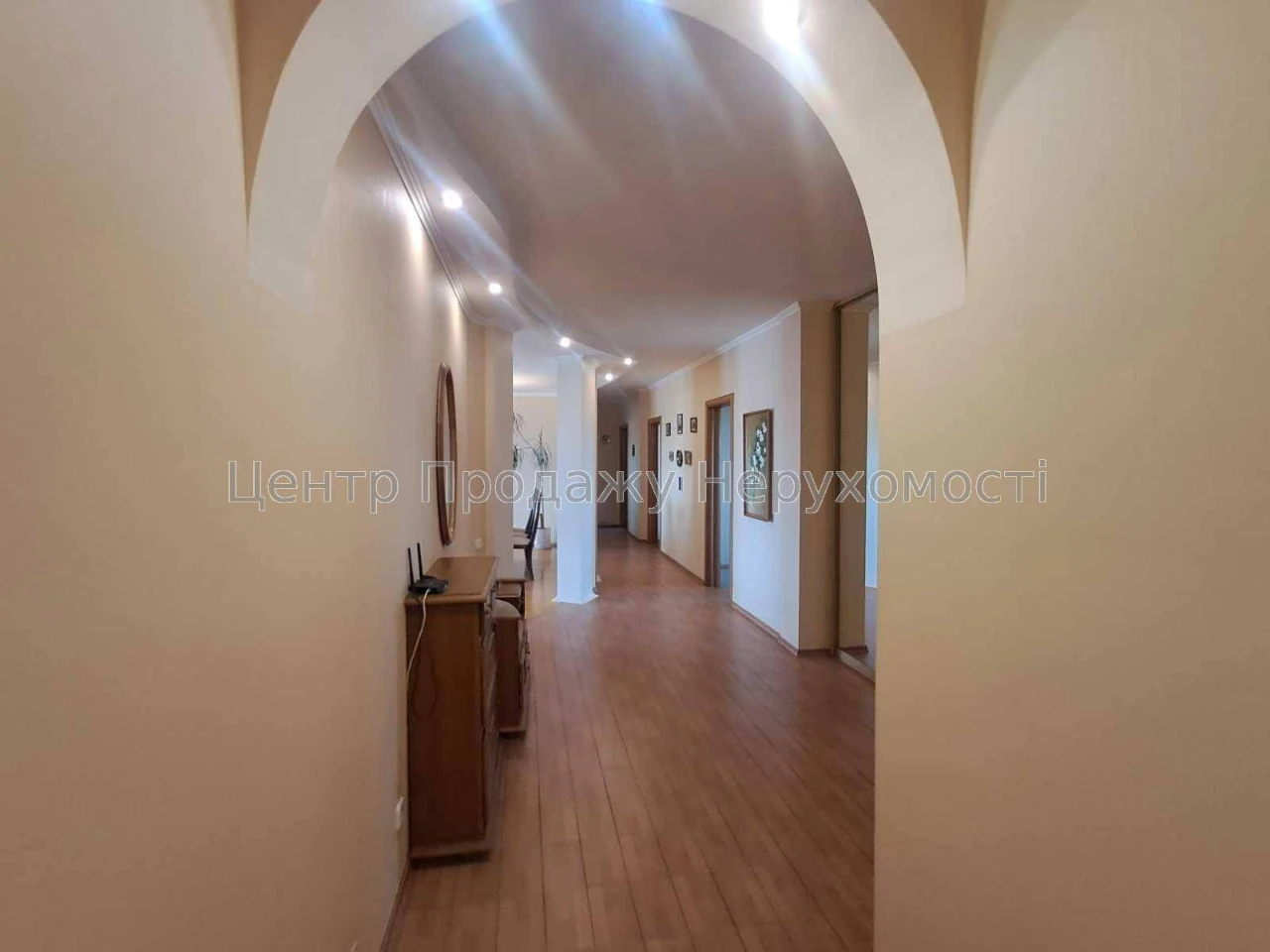Sale of a 4-room apartment, 121 sq m, 11/24 floor, Kyiv – Your New Home